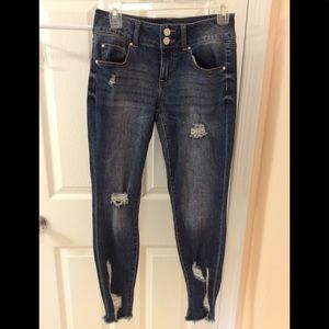 Refuge Size 2 Jeans